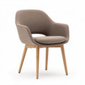 Stoel van zacht stof met houten poten afmetingen 60 x 60 x 80cm