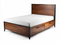 Houten bed met lederen kopbord en twee opbergladen 200 x 160 x 100cm
